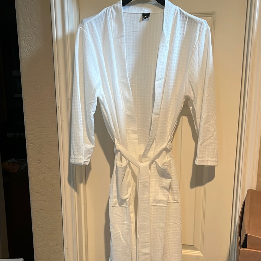 White Waffle Cotton Robe - Picture 2 of 7